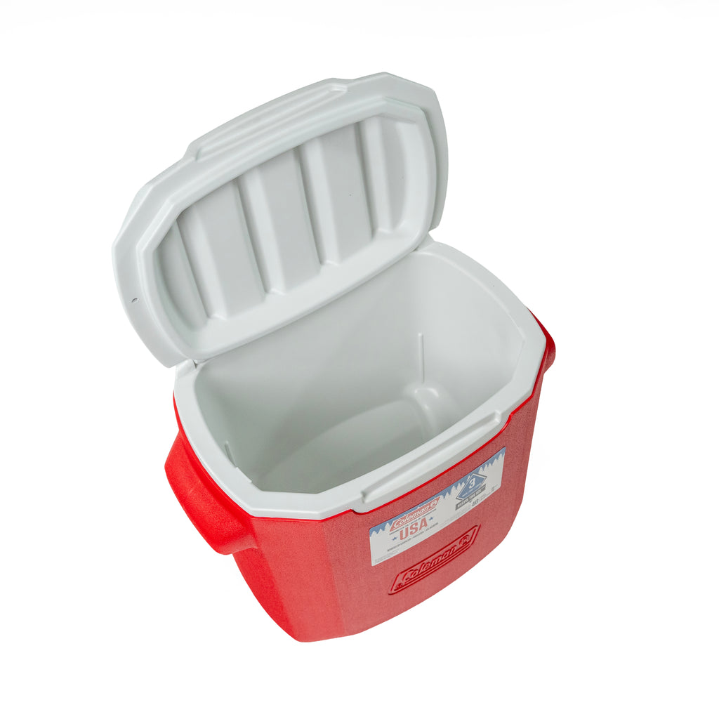 HIELERA 28 QT ROJA CON RUEDAS